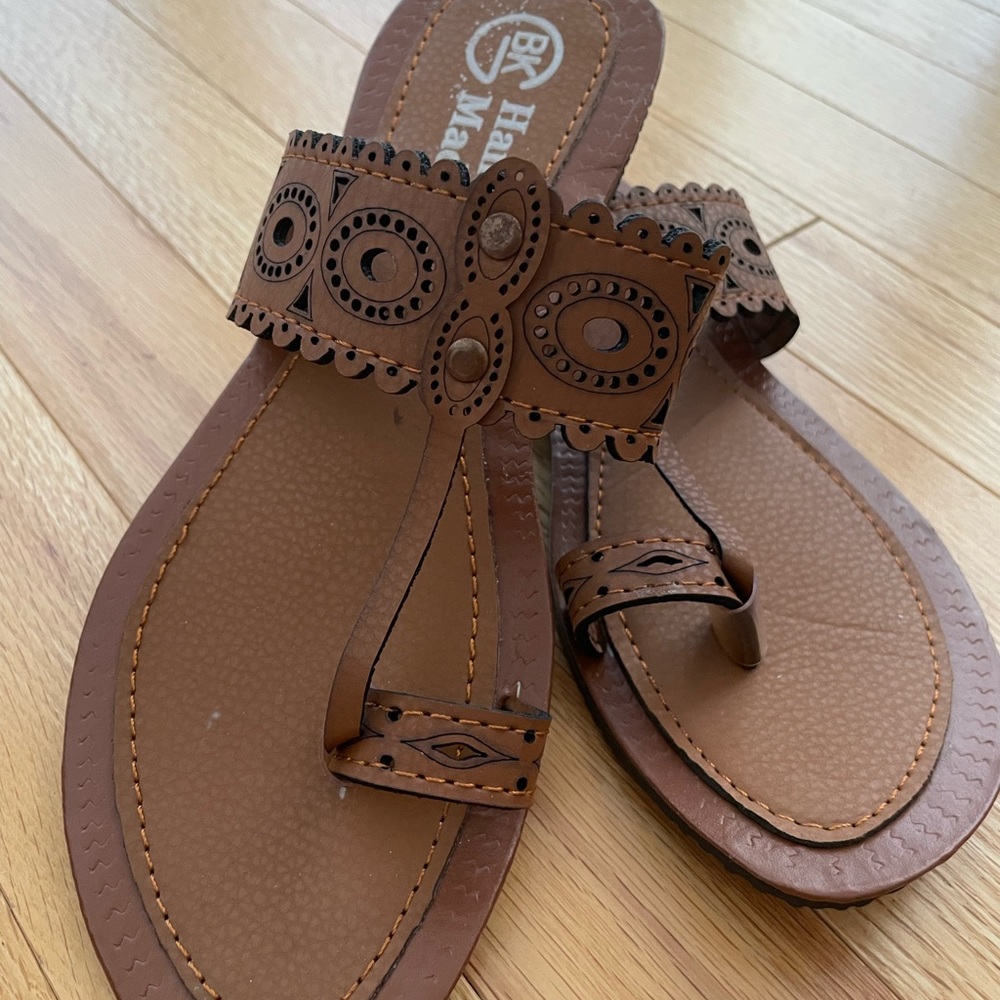 New Hand made leather sandals size 6-7